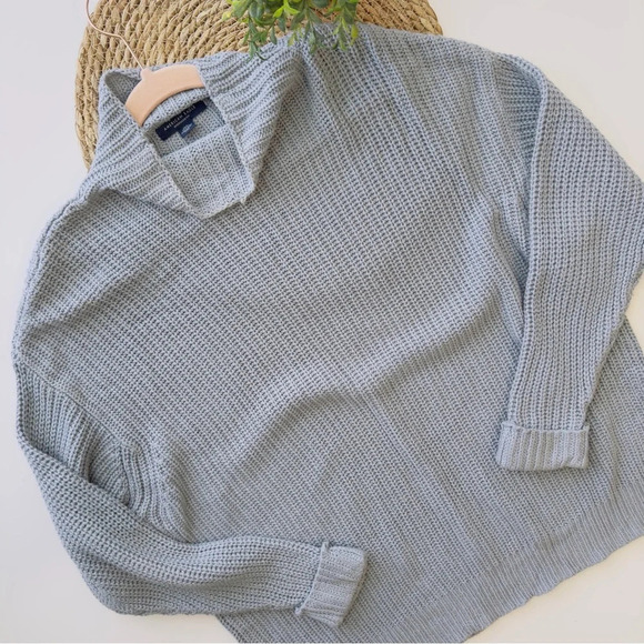 AMERICAN EAGLE‎ Light Blue Knit Mock Neck Sweater Size S\XS - Picture 3 of 13